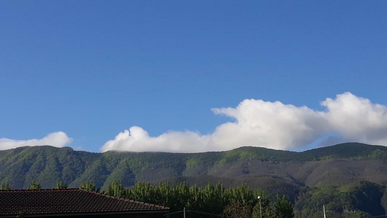 Agriturismo Carlo Cioffi Hotel Rotondi Bagian luar foto